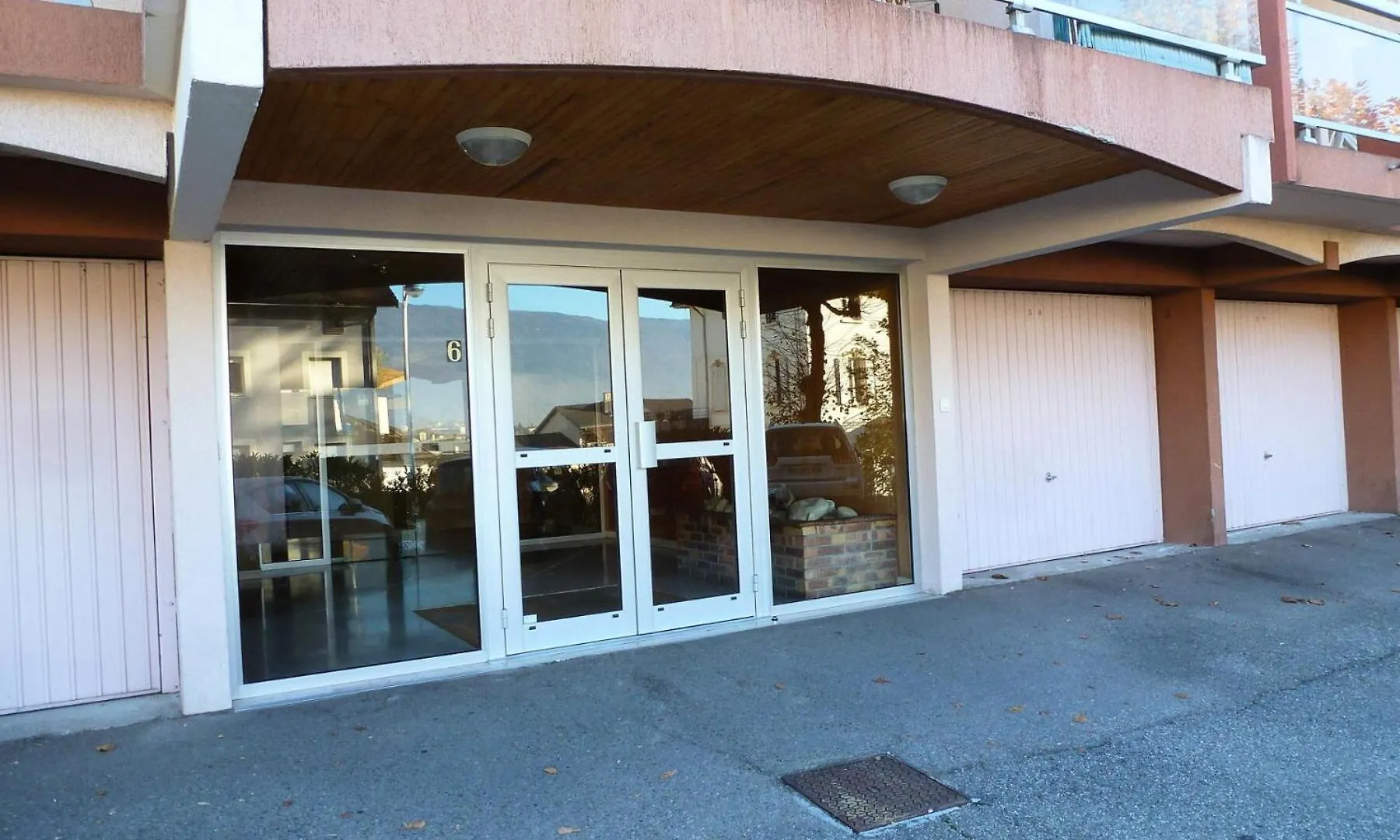 Residence Le Saint Charles A - Studio Agreable Et Moderne A 50M Des Thermes Chevalley ! Mae-7444 Aix-les-Bains 0*,  France